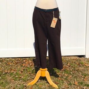 NWT Dockers Women's Brown Straight Leg Capris Size 8